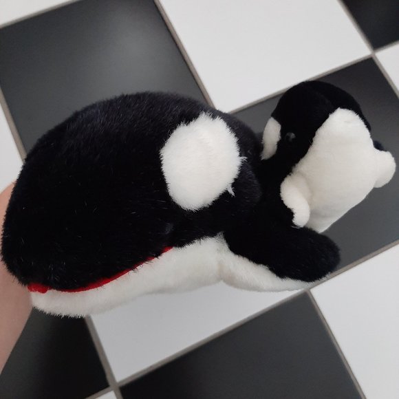 Whale - Picture 5 of 10